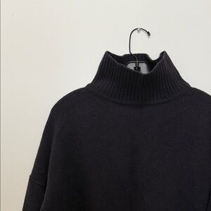 Max Mara Weekend Wool Navy Turtleneck Sweater